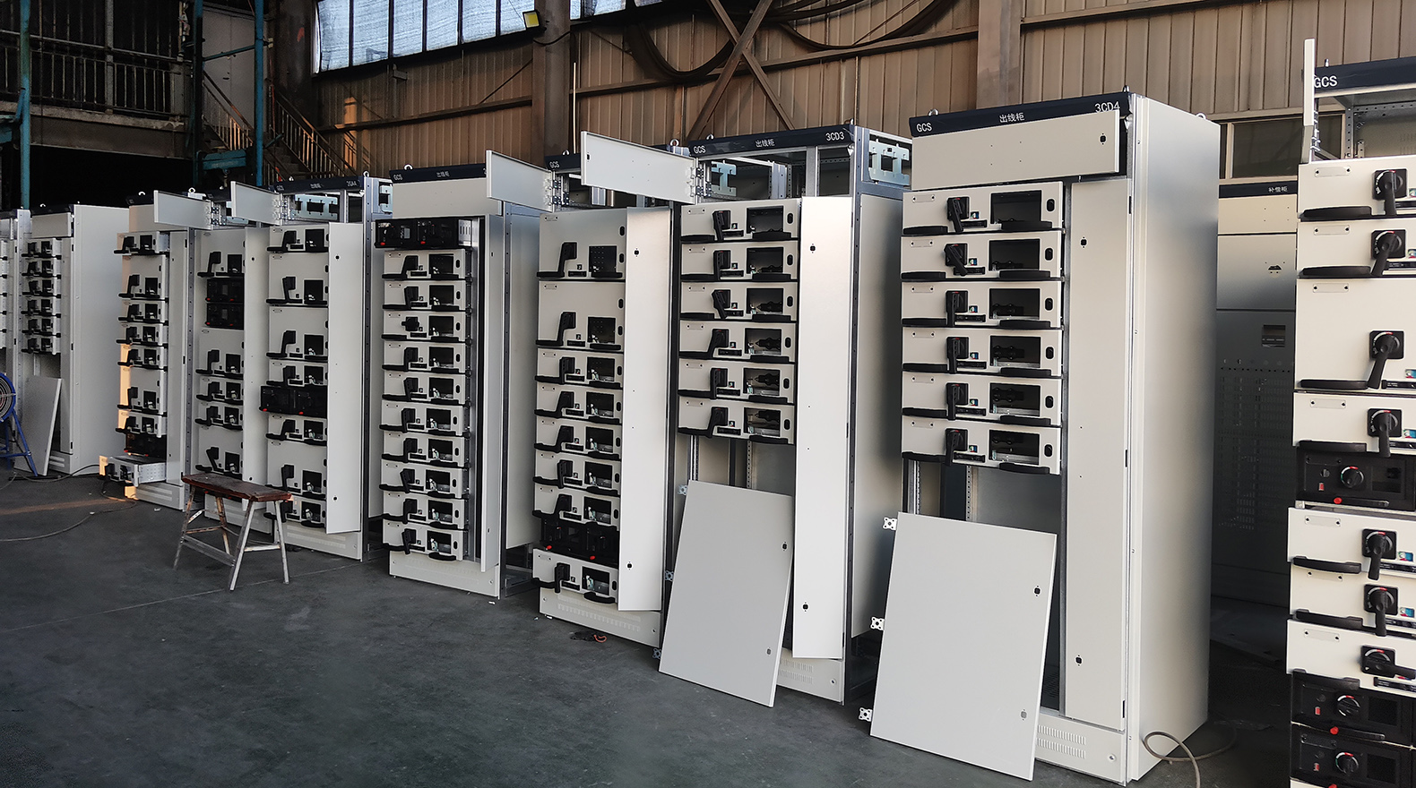 Withdrawable LV Switchgear — MNS Series IEC 61439 Type-Tested up to ...
