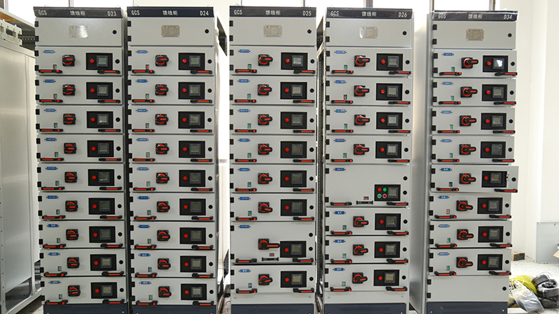 withdrawable switchgear in data center or hospital critical power distribution room
